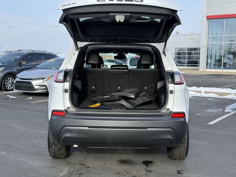 Used 2023 Jeep Cherokee Altitude Lux image 9