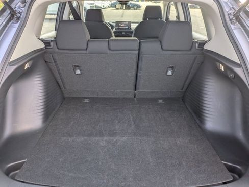 Used 2025 Honda HR-V LX image 6