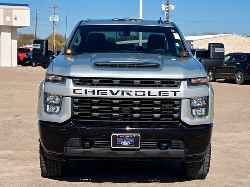 Used 2020 Chevrolet Silverado 2500 Custom w/ Custom Convenience Package image 8