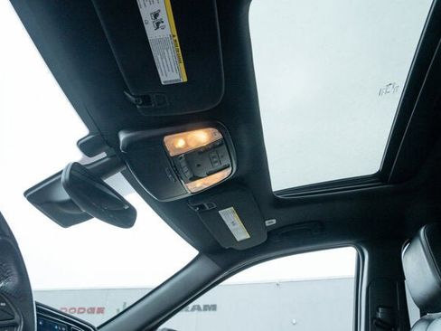 Certified 2023 Dodge Durango GT image 16