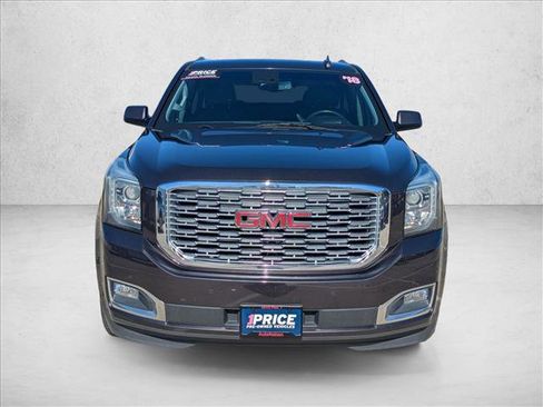 Used 2018 GMC Yukon Denali w/ Denali Ultimate Package image 9