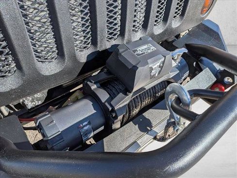 Used 2010 Jeep Wrangler Unlimited Sahara w/ Trailer Tow Group image 23