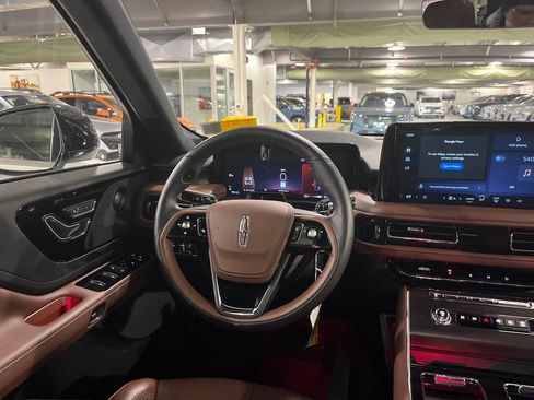Used 2026 Lincoln Aviator Reserve w/ Illumination Package AWD/4WD image 24
