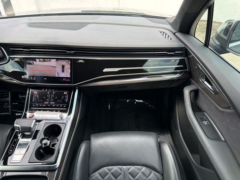 Used 2023 Audi SQ7 Premium Plus w/ Executive Package AWD/4WD image 30