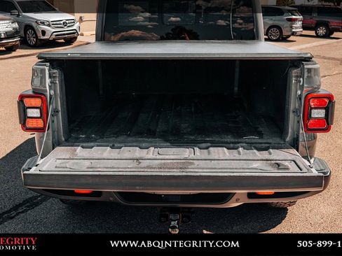 Used 2020 Jeep Gladiator Mojave AWD/4WD image 43