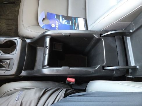 Used 2019 Chevrolet Colorado W/T image 52