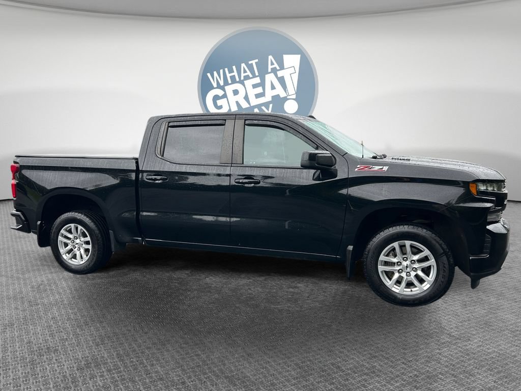 Used 2021 Chevrolet Silverado 1500 RST AWD/4WD image 2