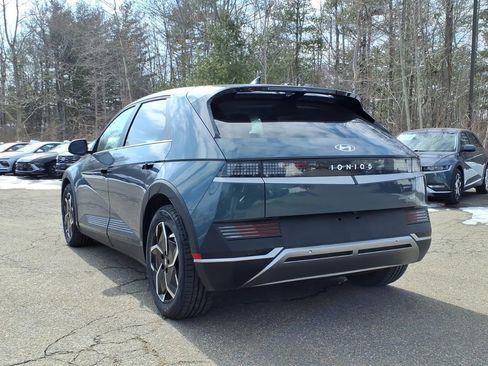 Certified 2024 Hyundai Ioniq 5 SE image 5