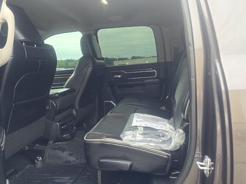 Used 2023 RAM 2500 Laramie AWD/4WD image 10