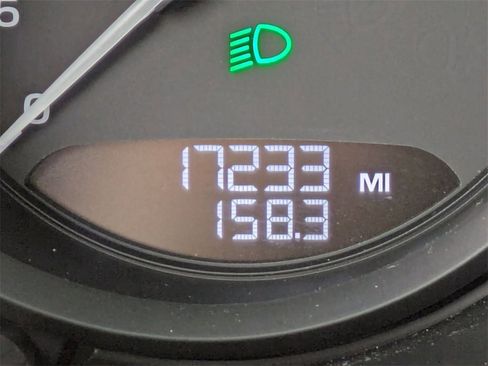 Used 2022 Porsche Macan S image 21