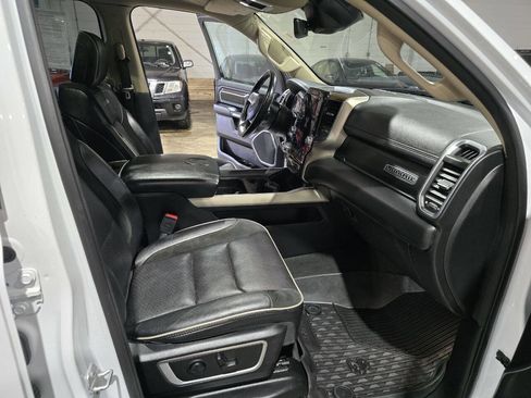 Used 2021 RAM 1500 Laramie image 39