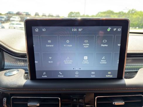 Used 2023 Lincoln Aviator Black Label Grand Touring w/ Class IV Trailer Tow Package AWD/4WD image 39