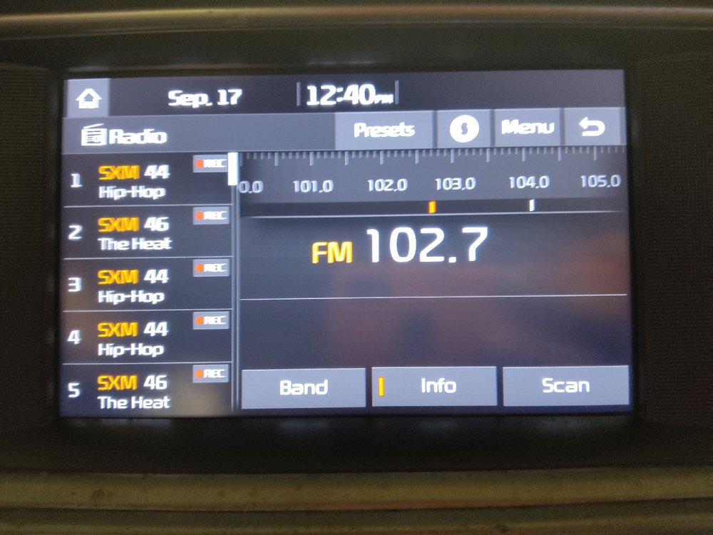 Used 2018 Kia Optima LX FWD image 25