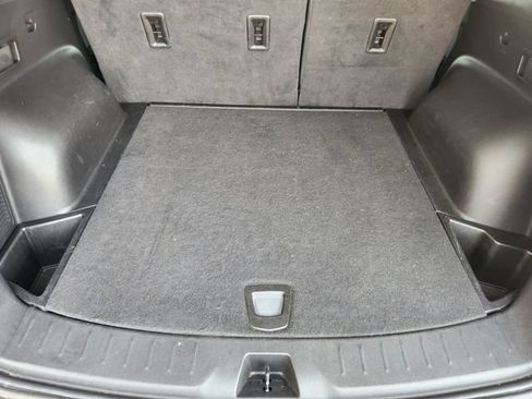 Used 2025 Chevrolet Blazer LT FWD image 32