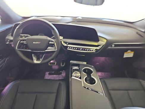 New 2026 Cadillac Lyriq V image 16