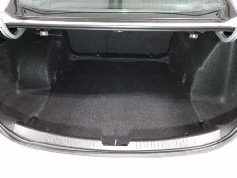Used 2020 Chevrolet Malibu LS FWD image 7