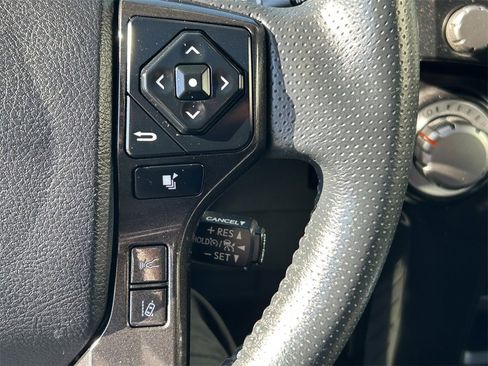 Used 2021 Toyota 4Runner TRD Off-Road Premium image 34