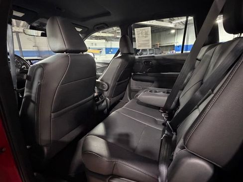 Used 2023 Honda Passport EX-L image 9