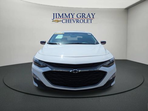 Used 2025 Chevrolet Malibu LT w/ Redline Edition FWD image 8