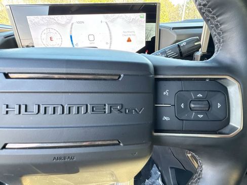 Used 2025 GMC Hummer EV 3X AWD/4WD image 18