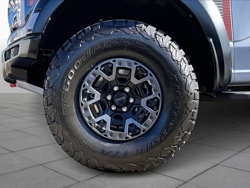 Used 2025 Ford F150 Raptor w/ Equipment Group 803A Raptor R image 11