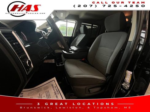Used 2022 RAM 1500 Classic SLT AWD/4WD image 10