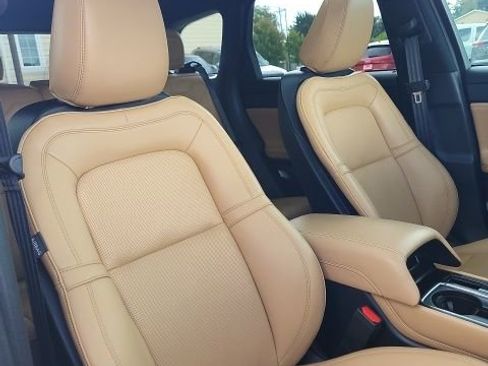 Used 2021 Lincoln Corsair Reserve w/ Equipment Group 201A image 15