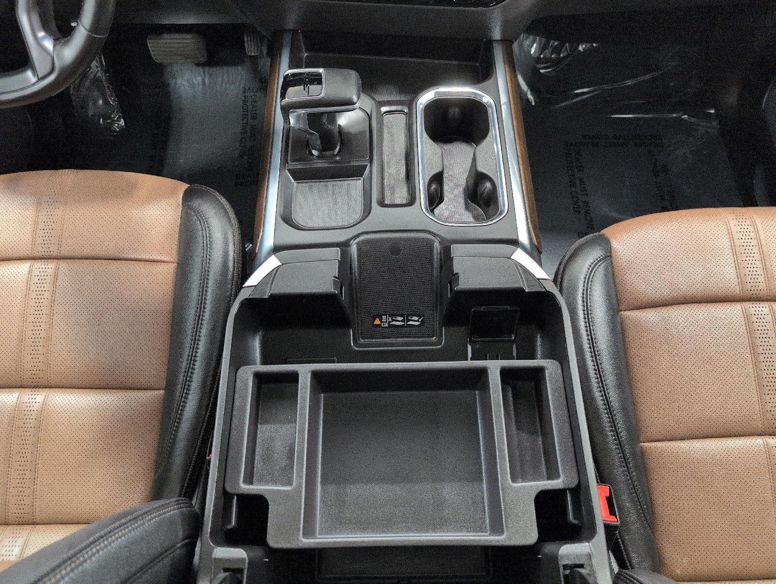 Certified 2024 Chevrolet Silverado 1500 High Country w/ High Country Premium Package AWD/4WD image 17