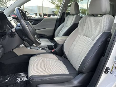 Certified 2024 Subaru Forester Premium AWD/4WD image 11