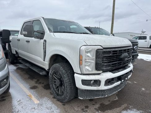 Used 2024 Ford F250 XLT image 8