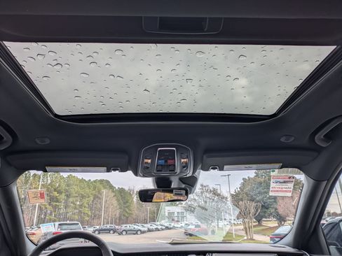 New 2026 Jeep Grand Cherokee Altitude AWD/4WD image 23