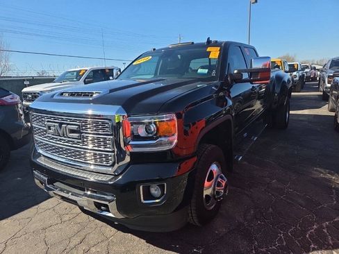 Used 2018 GMC Sierra 3500 Denali AWD/4WD image 1
