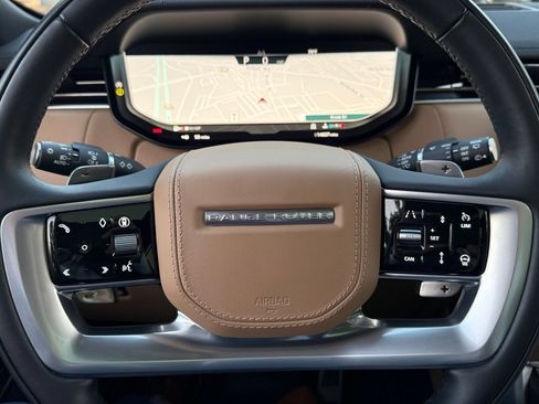 Used 2026 Land Rover Range Rover Long Wheelbase SE AWD/4WD image 13