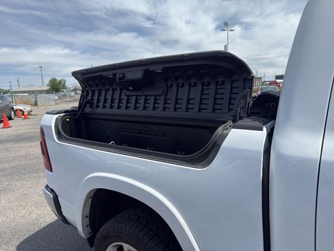 Used 2019 RAM 1500 Limited AWD/4WD image 18