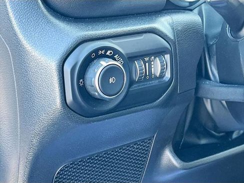 Certified 2022 Jeep Wrangler Unlimited Sahara AWD/4WD image 19