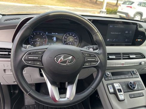 Used 2022 Hyundai Palisade SEL w/ Convenience Package image 12