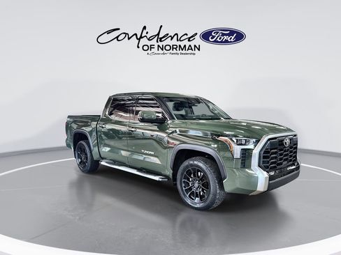 Used 2022 Toyota Tundra Limited w/ TRD Off-Road Package AWD/4WD image 11