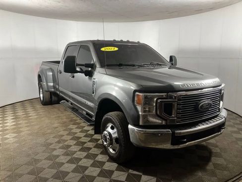Used 2021 Ford F350 XL w/ STX Appearance Package image 6