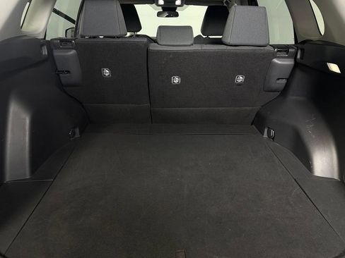 Used 2025 Toyota RAV4 LE AWD/4WD image 20