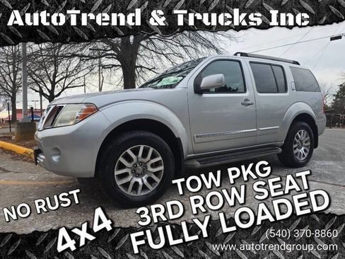 Used 2011 Nissan Pathfinder LE w/ Navigation Pkg image 1