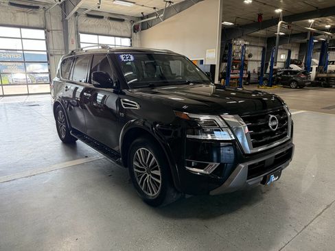Used 2022 Nissan Armada SV w/ SV Appearance Package AWD/4WD image 4