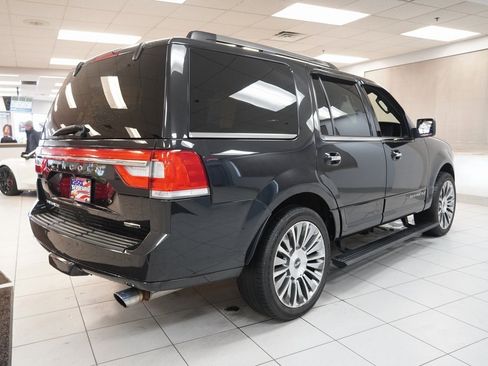 Used 2015 Lincoln Navigator 4WD image 15