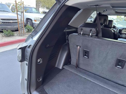 Used 2018 Chevrolet Traverse Premier w/ Redline Edition image 74