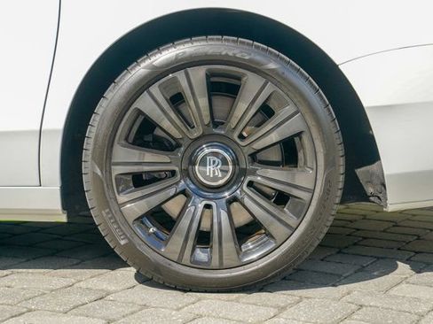 Used 2022 Rolls-Royce Ghost image 17
