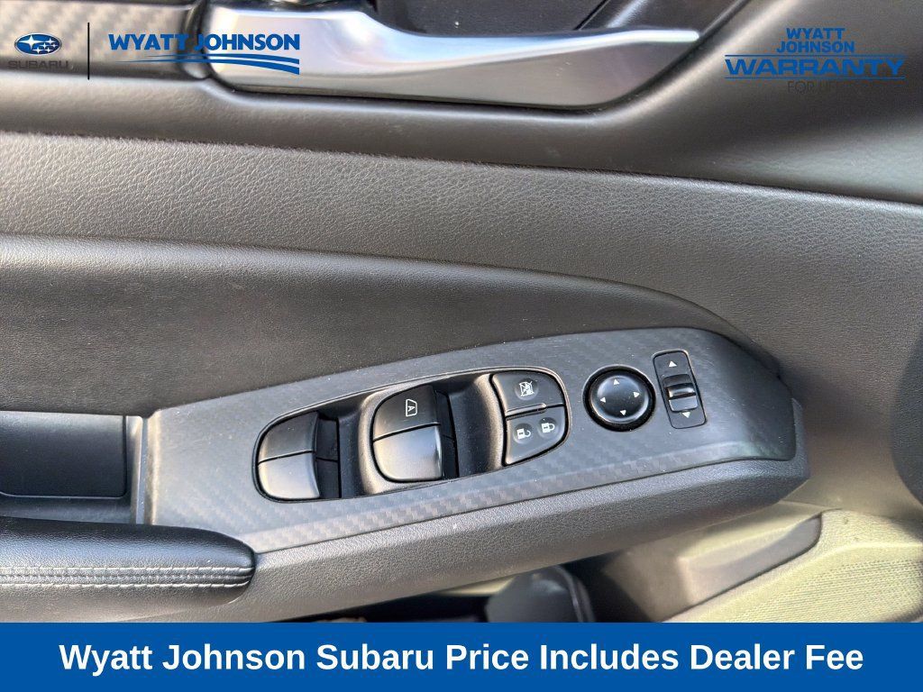 Used 2025 Nissan Altima 2.5 SV FWD image 18
