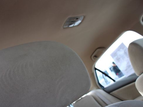 Used 2005 Honda Accord LX image 19