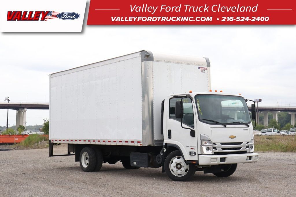 Used 2023 Chevrolet Low Cab Forward 5500XD RWD image 1
