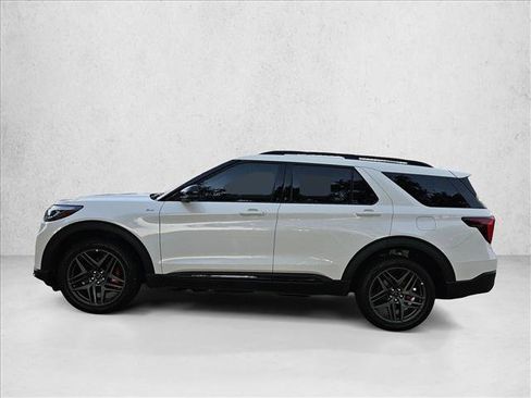 Used 2025 Ford Explorer ST-Line w/ Premium Package AWD/4WD image 9