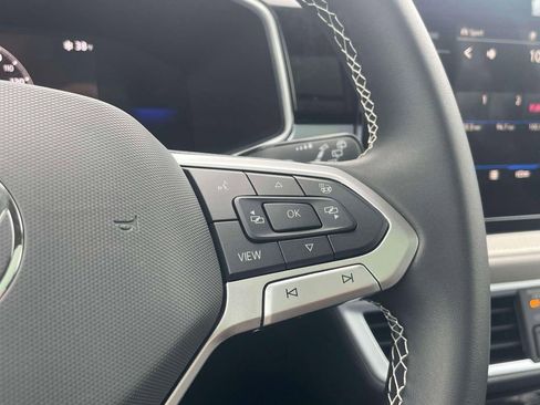 New 2026 Volkswagen Taos SE AWD/4WD image 21