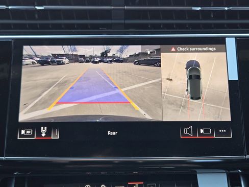 New 2026 Audi Q8 Premium Plus image 21